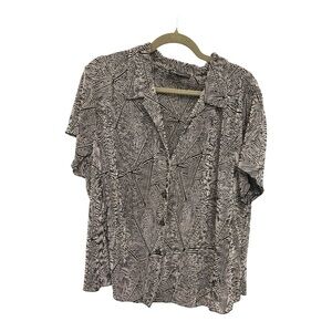I.N. Studio Black Gray Abstract Button Down Blouse Short Sleeve Career Size 18